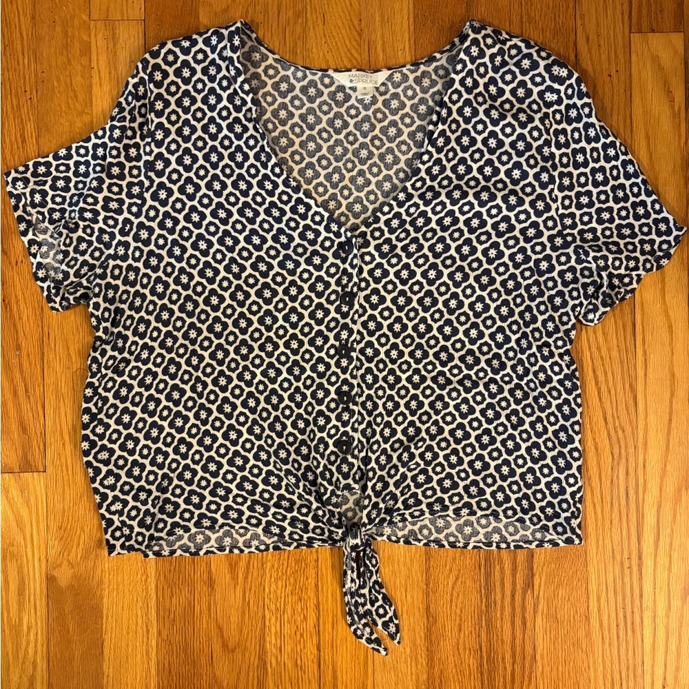 Market & Spruce Navy Floral Tie-Front Blouse